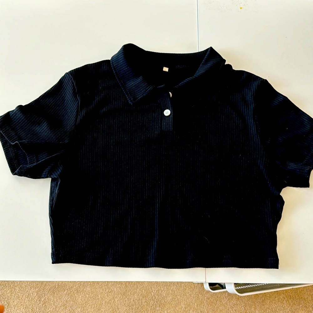 Black 2 button top Size L